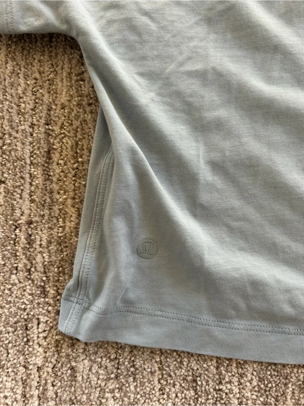 NWOT Lululemon Cropped Tee